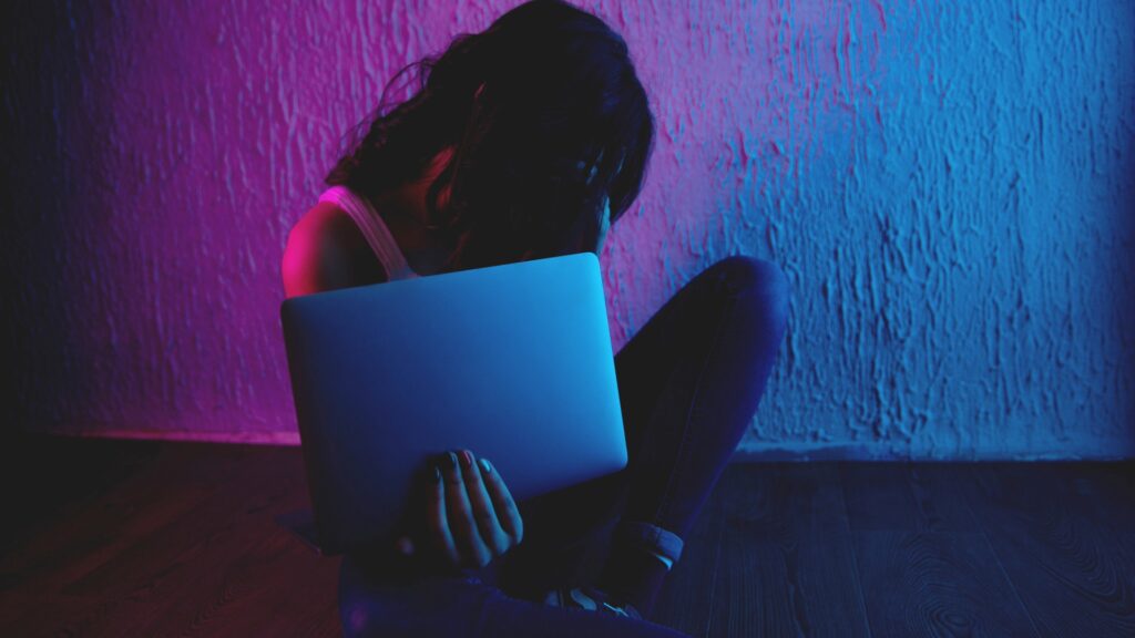 Anonymous unidentified person icon